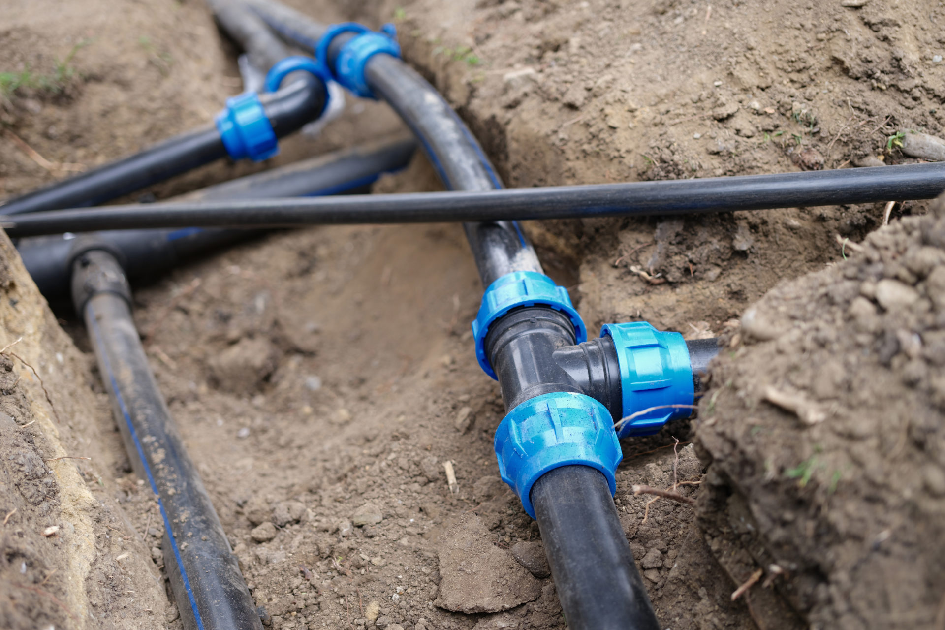 PVC or PE pipe: which one is better for an irrigation pipeline ...